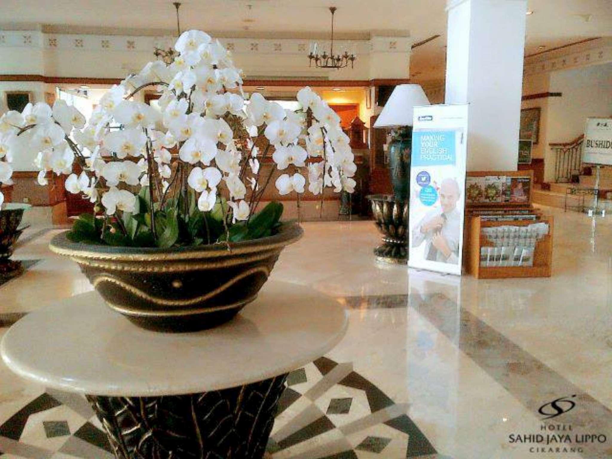 Hotel Sahid Jaya Lippo Cikarang Buitenkant foto