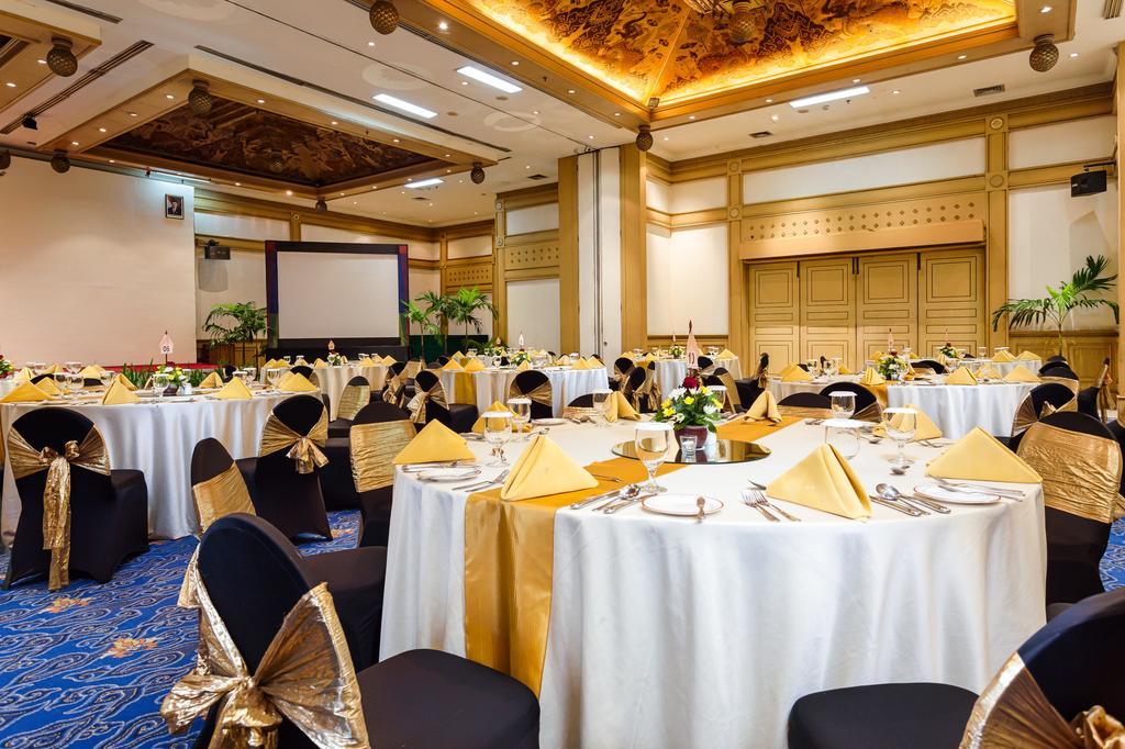 Hotel Sahid Jaya Lippo Cikarang Buitenkant foto