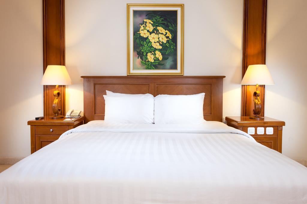 Hotel Sahid Jaya Lippo Cikarang Buitenkant foto
